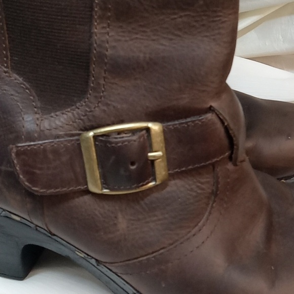 Clarks brown buckled ankle boots size 7.5 - Picture 3 of 8